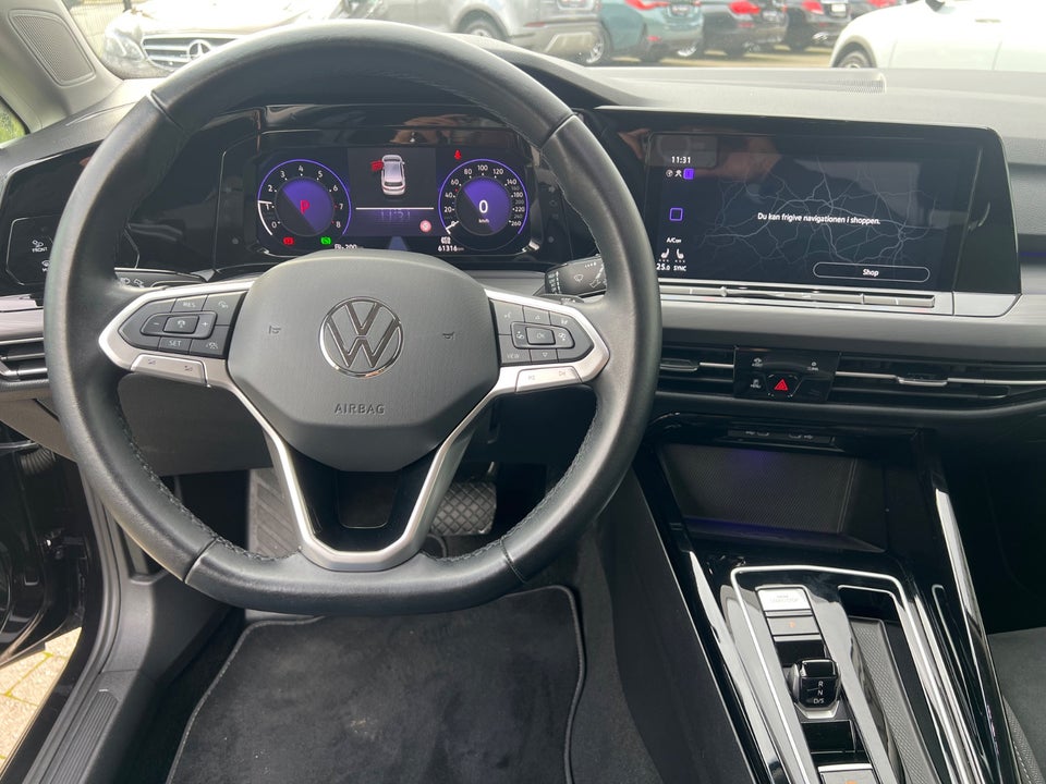 VW Golf VIII 1,5 eTSi 150 Style 75 Years Edition DSG 5d