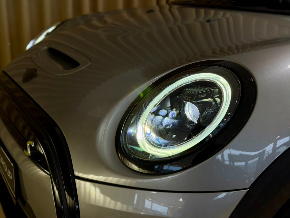 MINI Cooper SE Camden Edition 3d