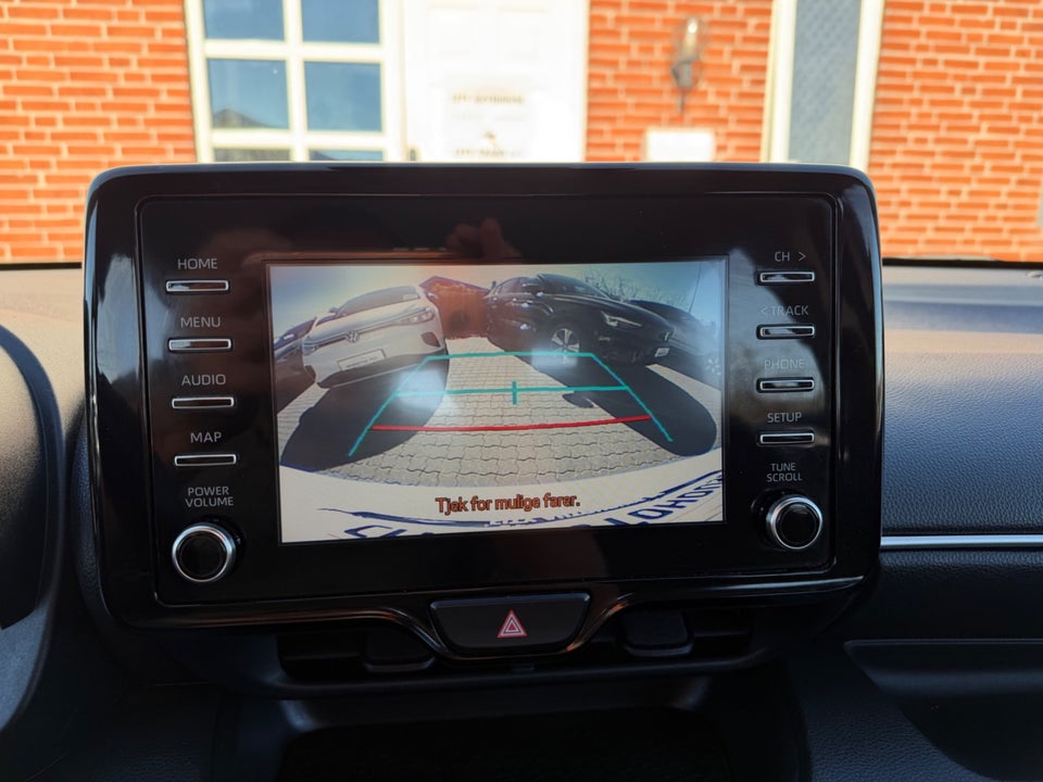 Toyota Yaris 1,5 Hybrid H3 e-CVT 5d