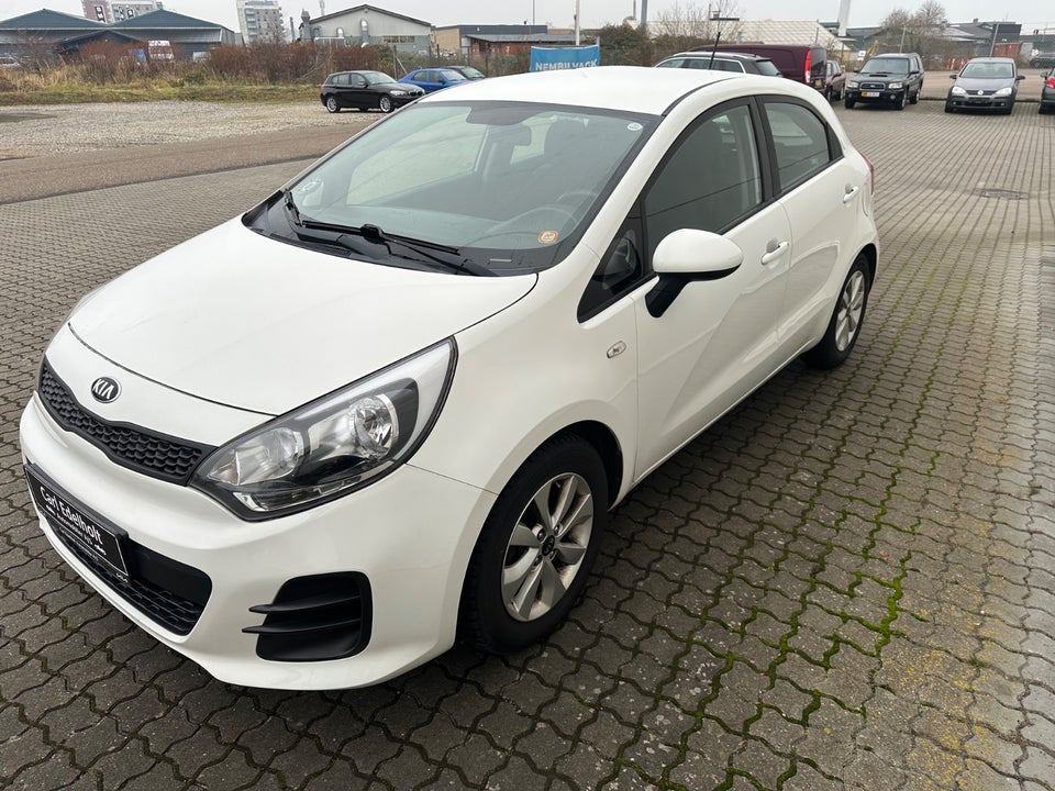 Kia Rio 1,2 CVVT Style+ Limited 5d