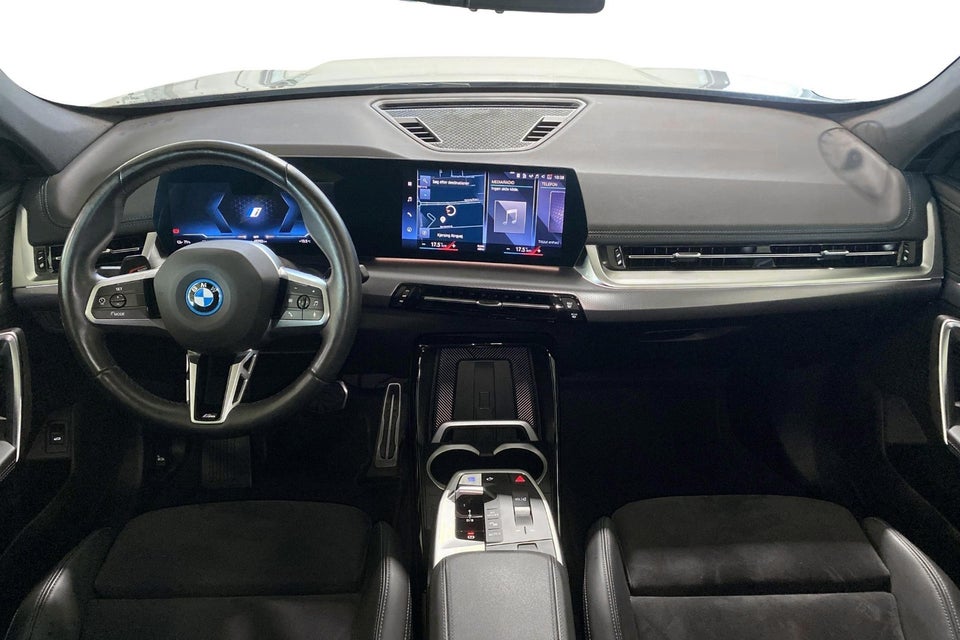 BMW iX1 xDrive30 M-Sport 5d