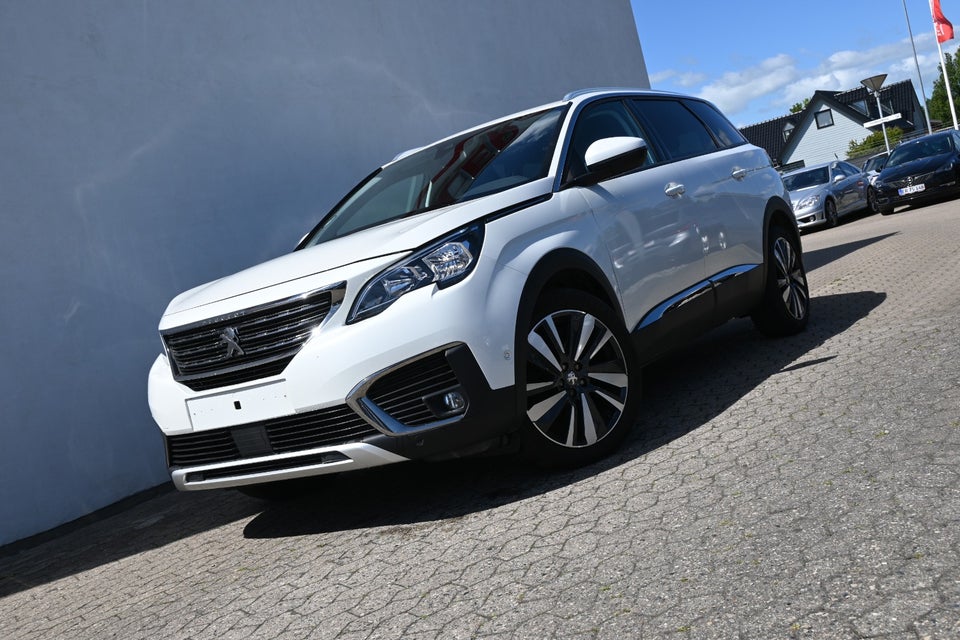 Peugeot 5008 1,2 e-THP 130 Allure 7prs 5d