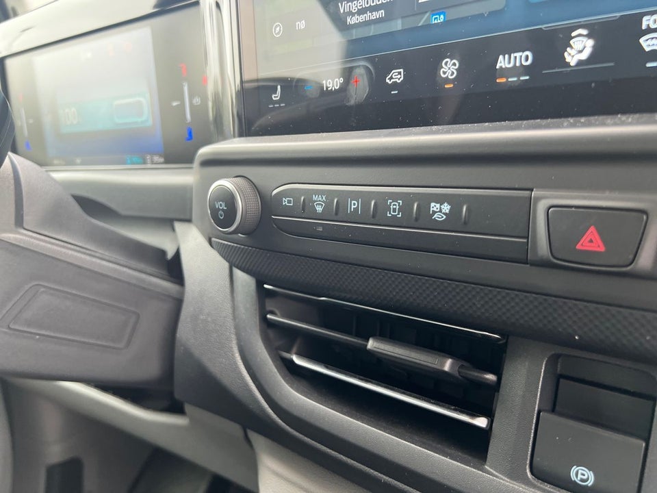 Ford E-Transit Custom 320L 64 Limited