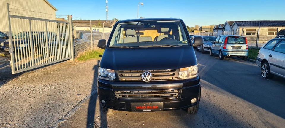 VW Transporter 2,0 TDi 140 Kombi lang DSG 4d