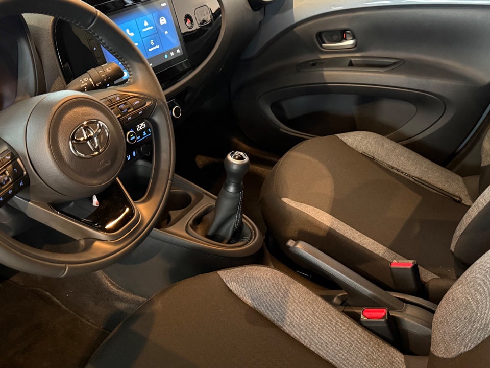 Toyota Aygo X 1,0 Active 5d