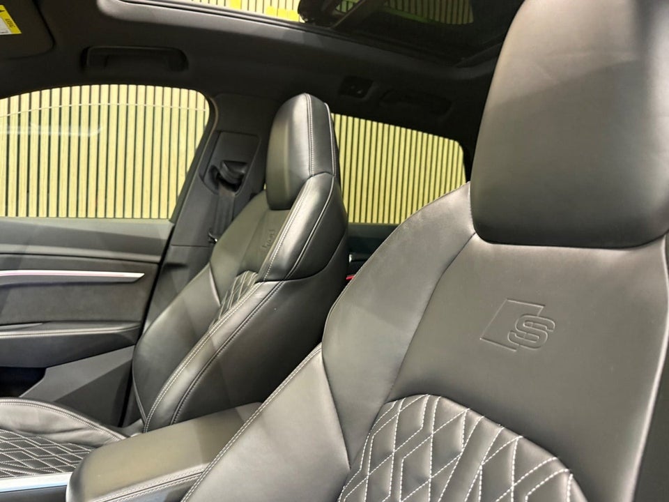 Audi e-tron 55 S-line quattro 5d