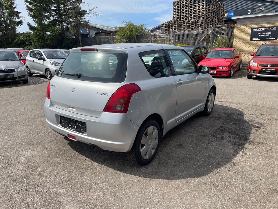 Suzuki Swift 1,3 GL-A 3d