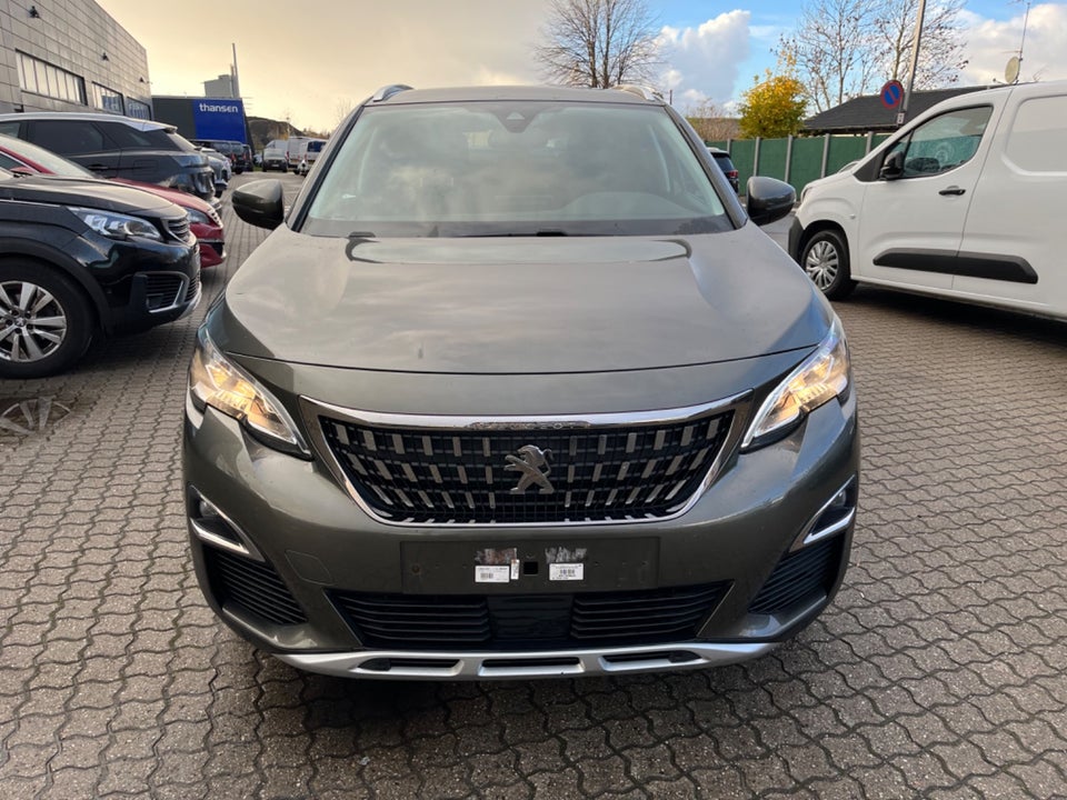 Peugeot 3008 1,2 e-THP 130 Allure EAT6 5d