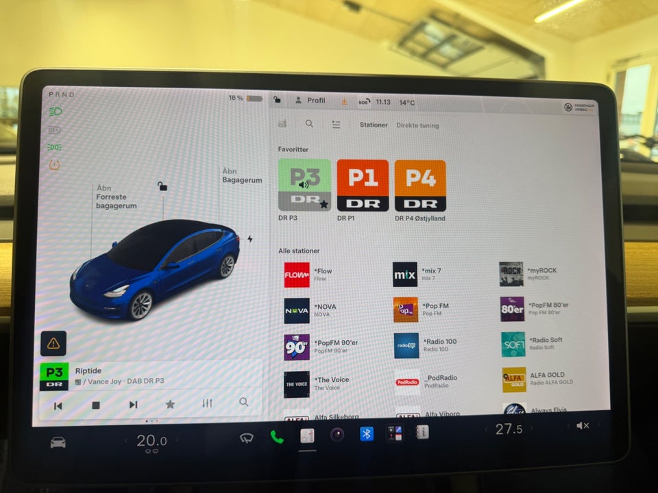 Tesla Model 3 Long Range AWD 4d