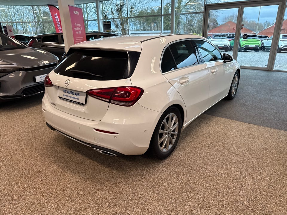 Mercedes A200 1,3 Style aut. 5d