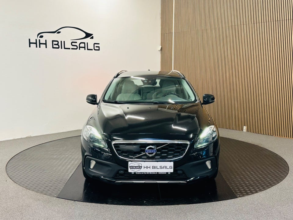 Volvo V40 CC 2,0 D4 190 Summum aut. 5d