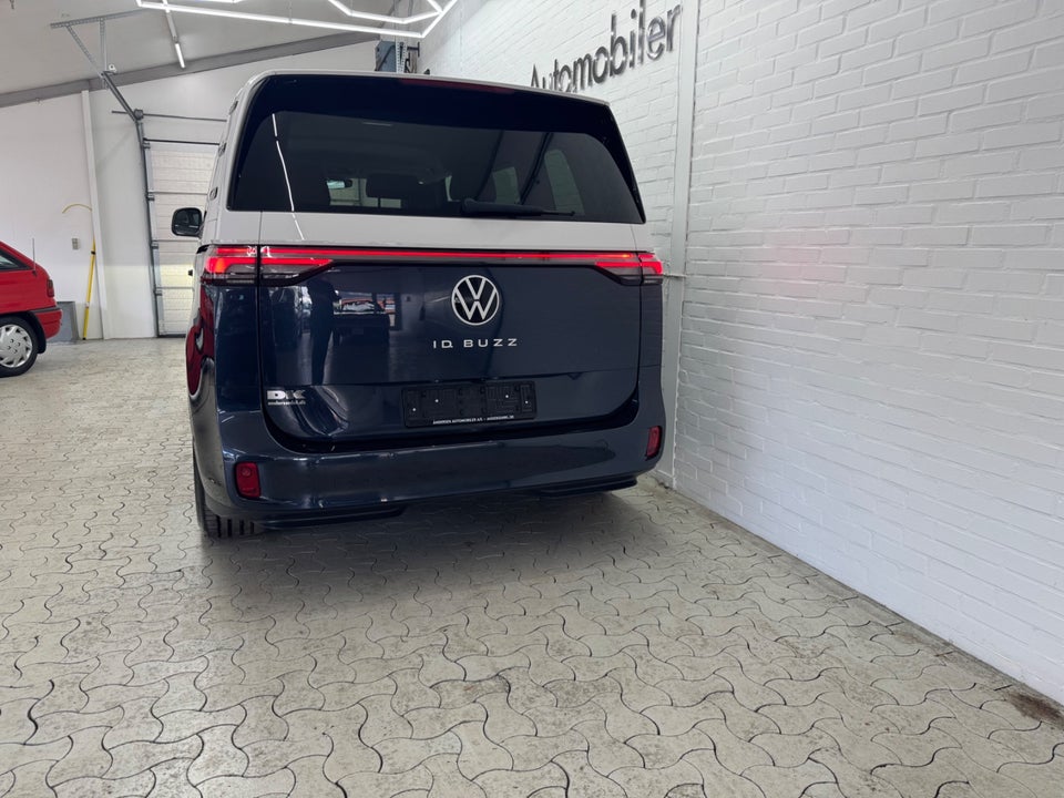 VW ID. Buzz 77 Style 75 Years Edition SWB 5d