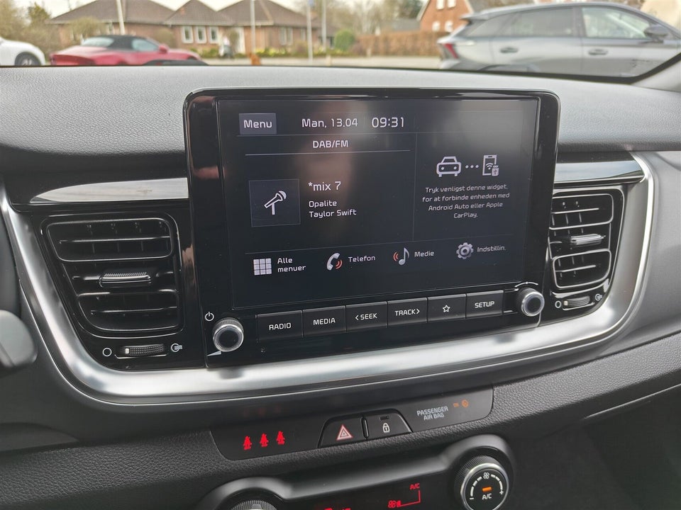 Kia Stonic 1,0 T-GDi mHEV Upgrade iMT 5d