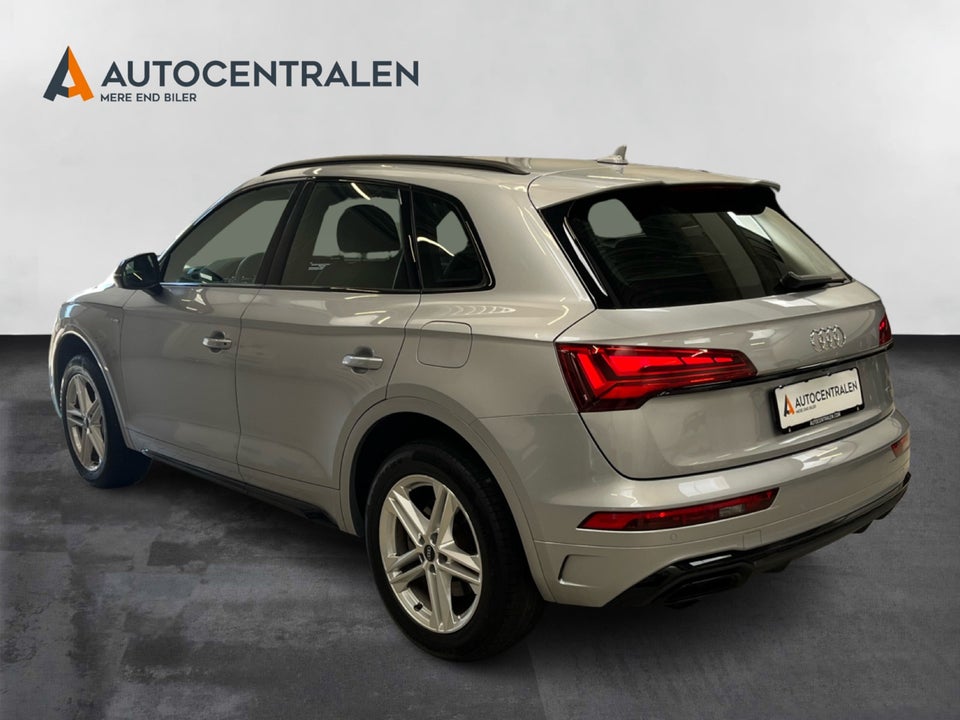 Audi Q5 50 TFSi e S-line quattro S-tr. 5d