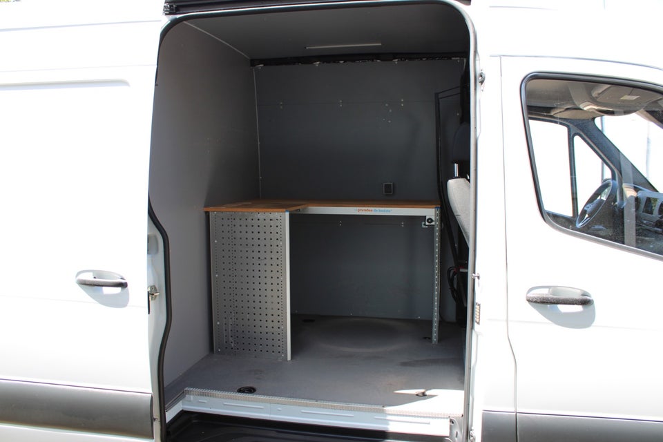 Mercedes Sprinter 317 2,0 CDi A3 Kassevogn aut. RWD
