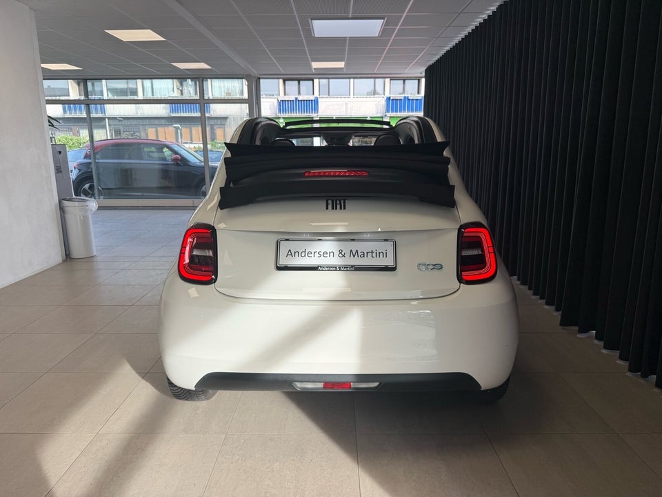 Fiat 500e 42 Icon Cabrio 2d