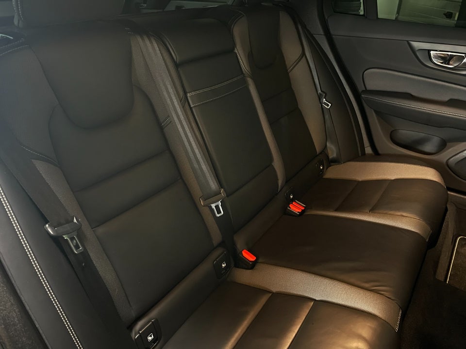 Volvo V60 2,0 T4 210 R-Design Polestar aut. 5d