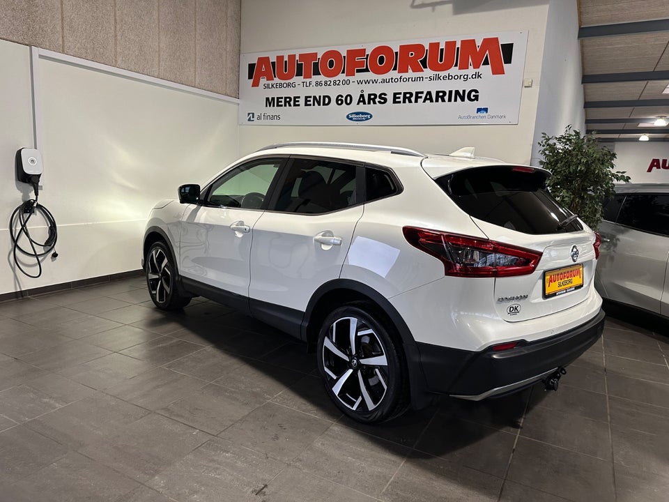 Nissan Qashqai 1,2 Dig-T 115 Tekna+ Van 5d