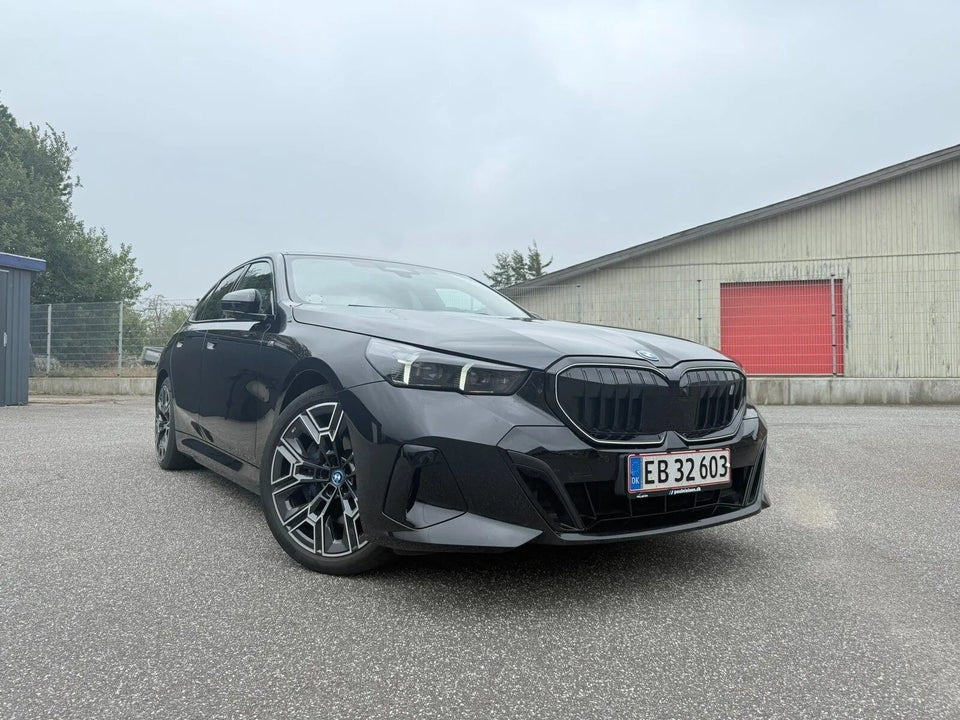 BMW i5 eDrive40 M-Sport Pro 4d