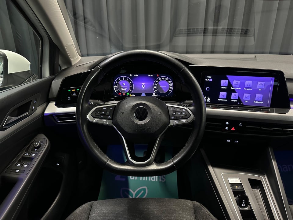 VW Golf VIII 1,5 eTSi 130 Life Variant DSG 5d