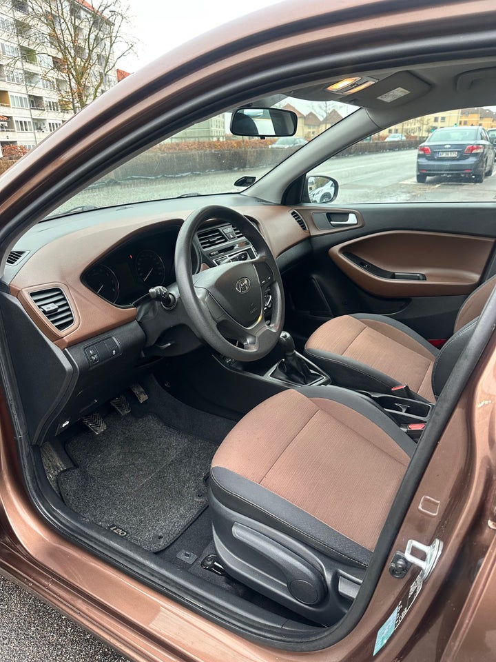 Hyundai i20 1,25 Active 5d