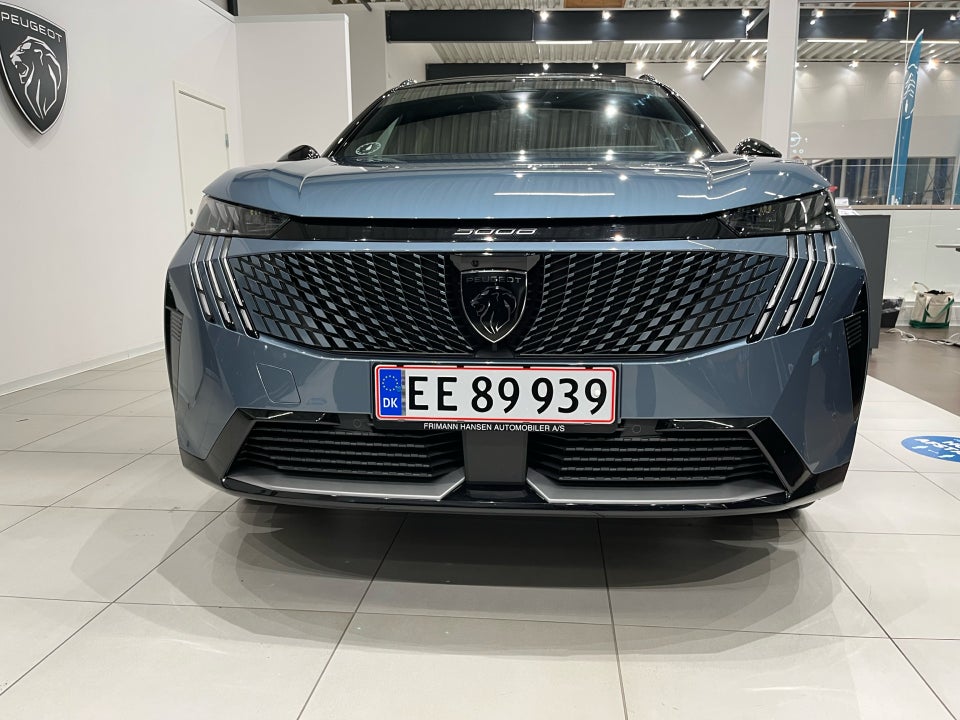Peugeot e-5008 77 GT Pack 7prs 5d