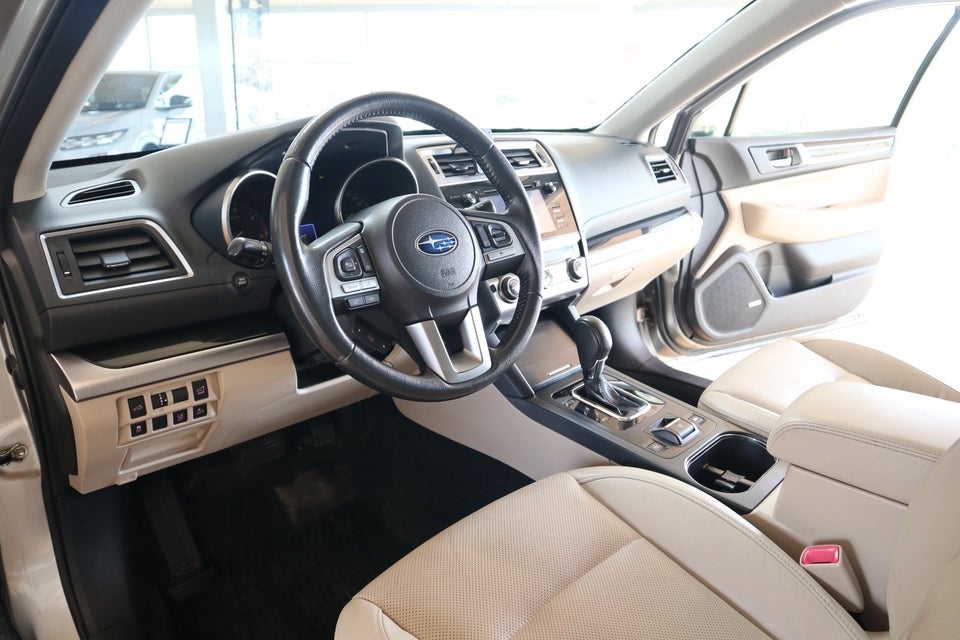 Subaru Outback 2,0 D Summit CVT AWD 5d