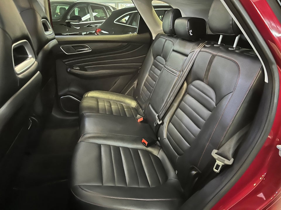 MG EHS 1,5 PHEV Luxury 5d