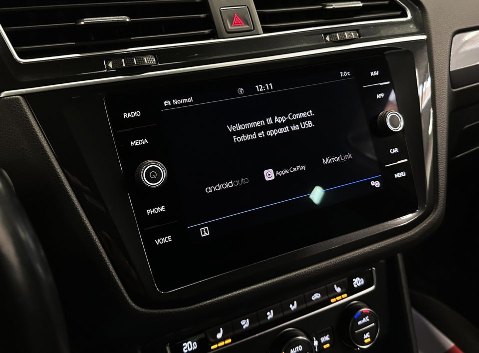 VW Tiguan 1,4 TSi 150 R-line DSG 4Motion 5d