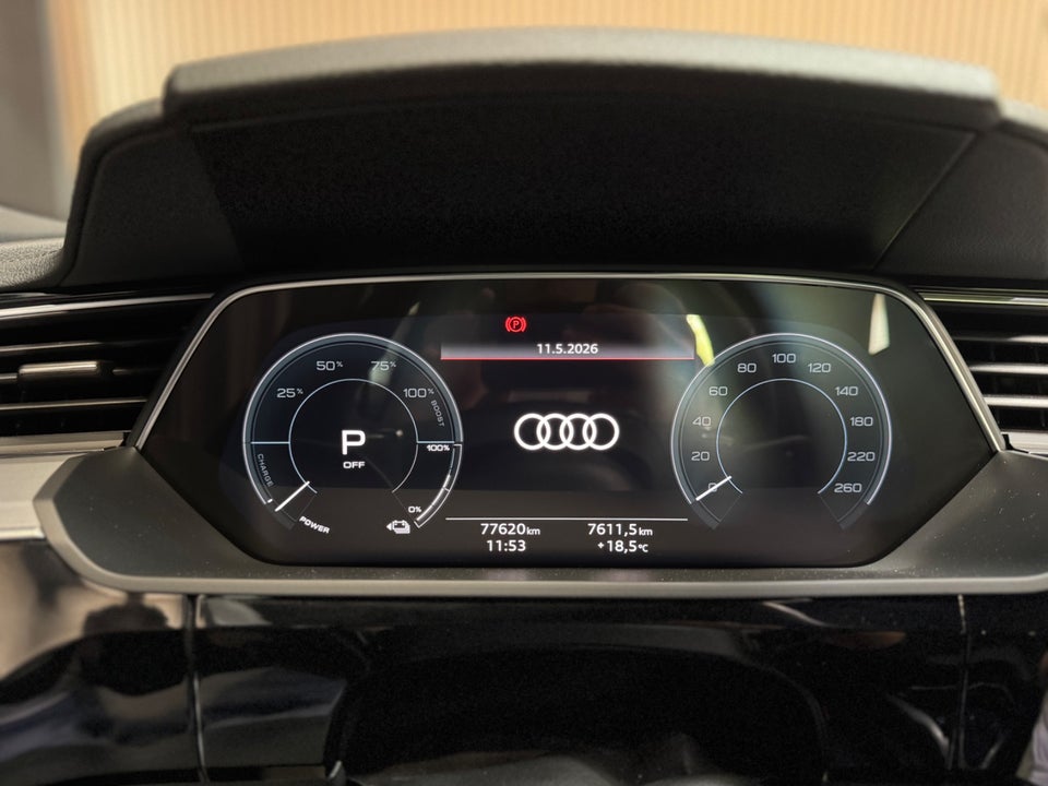 Audi Q8 e-tron 55 S-line quattro 5d