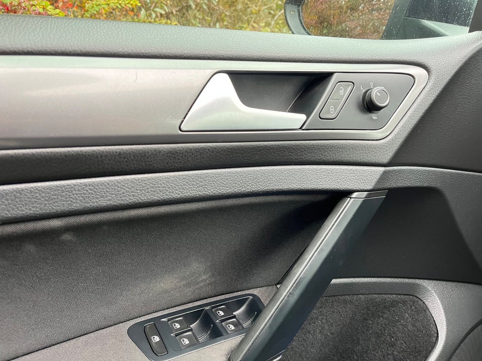 VW Golf VII 1,4 TSi 125 Style Variant BMT 5d