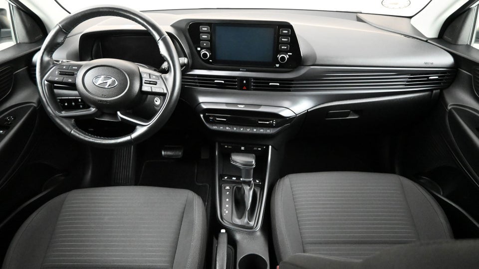 Hyundai i20 1,0 T-GDi Essential DCT 5d