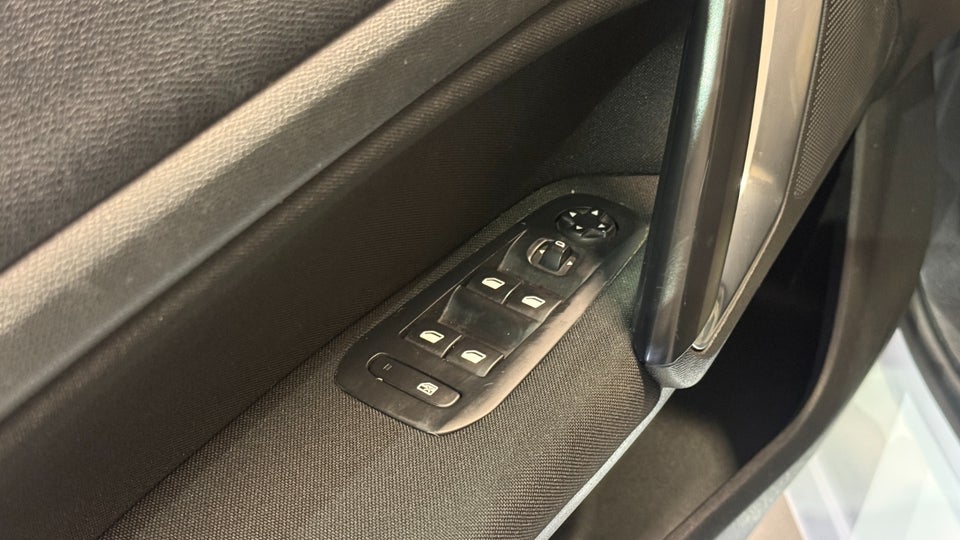 Peugeot 308 1,6 HDi 92 Active 5d