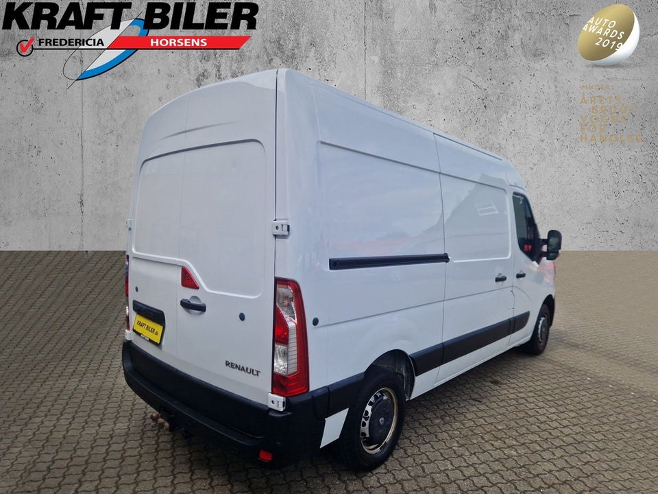 Renault Master IV T33 2,3 dCi 135 L2H2 Kassevogn