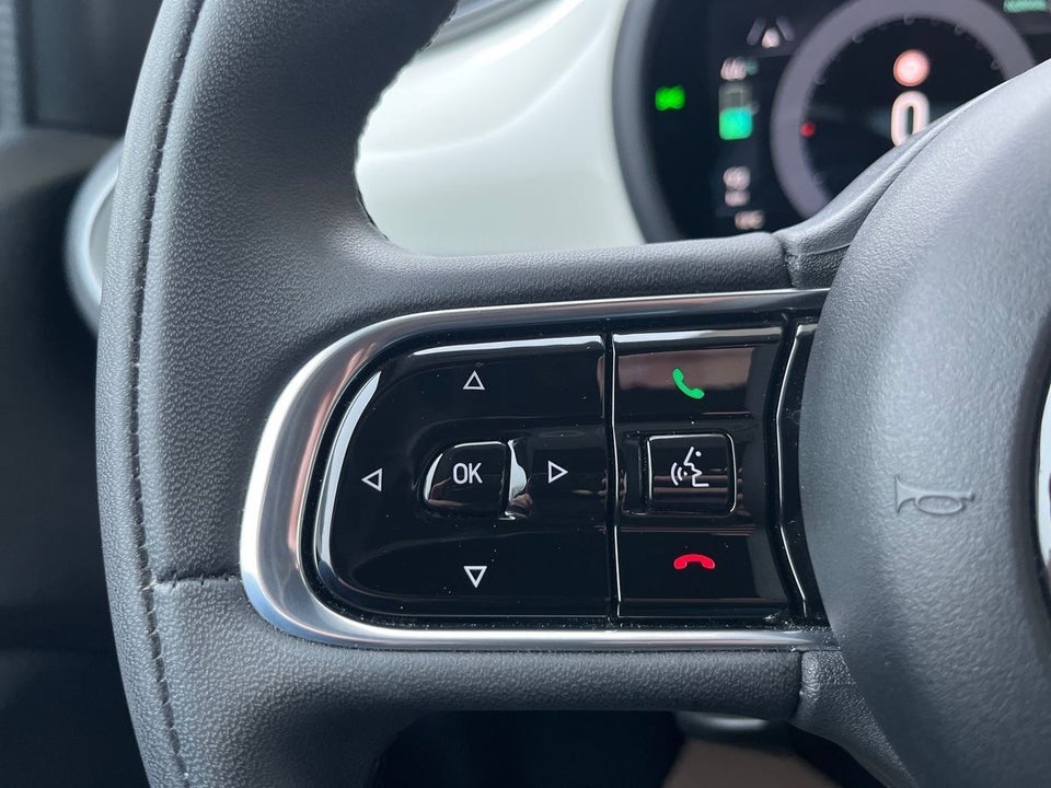 Fiat 500e 42 Icon Cabrio 2d