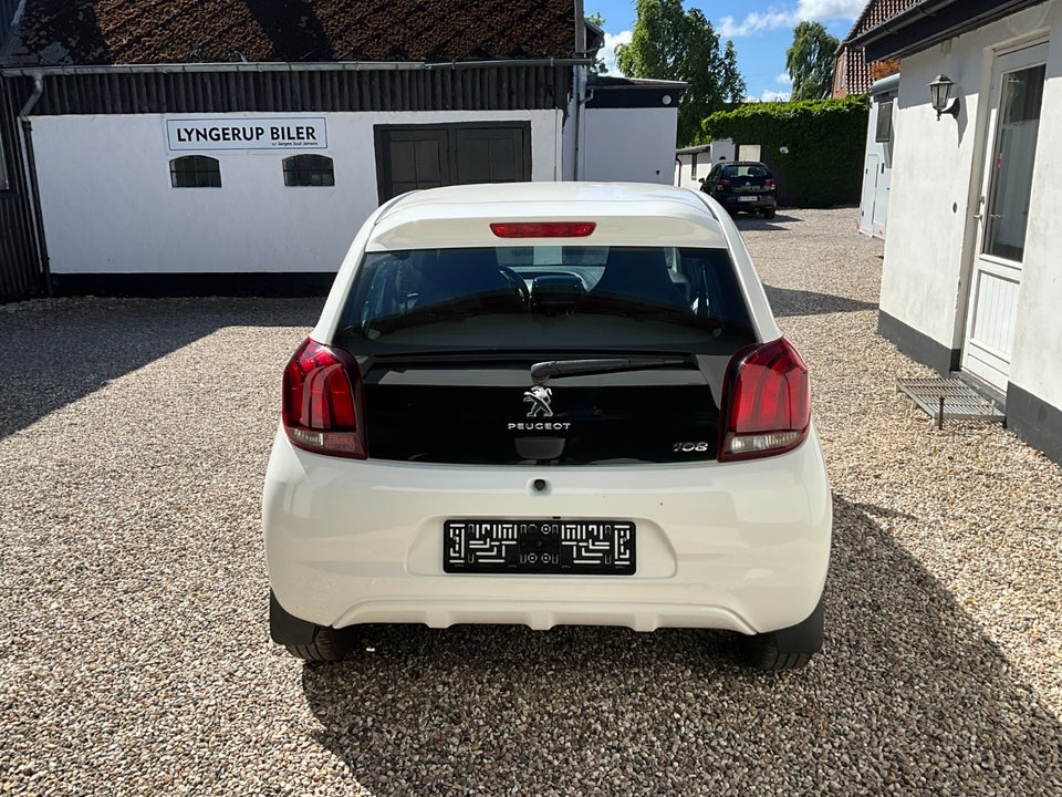 Peugeot 108 1,0 e-VTi 72 Selection Tech 5d