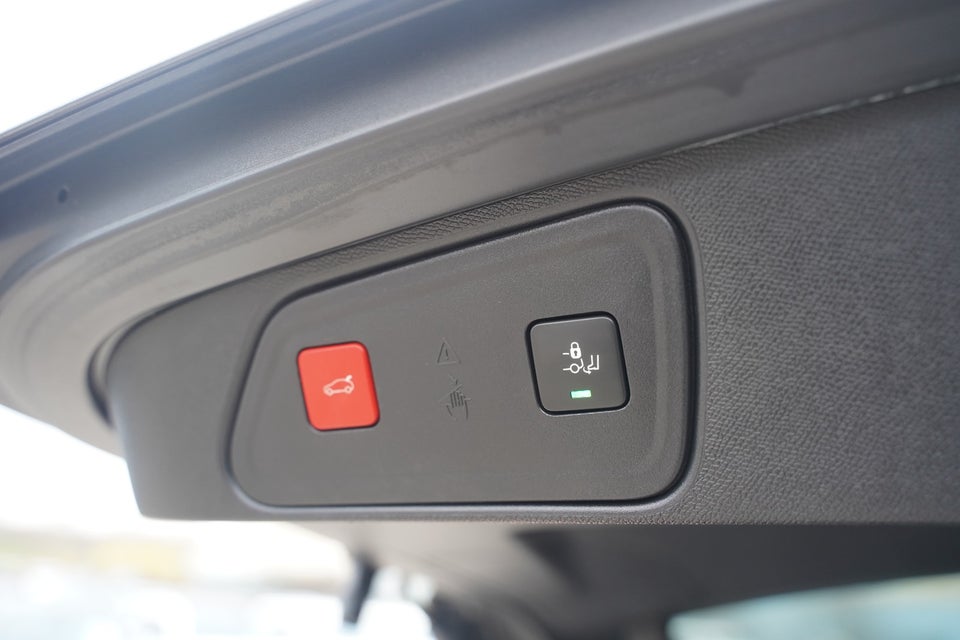 Peugeot 3008 1,6 Hybrid Allure Pack EAT8 5d