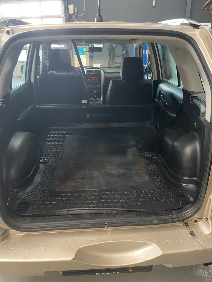 Suzuki Grand Vitara 1,9 DDiS GLS Van 5d