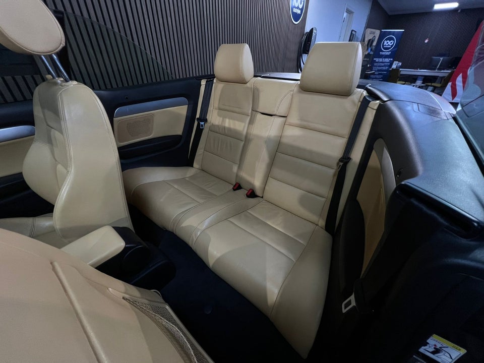 Audi A4 1,8 T 163 Cabriolet Multitr. 2d