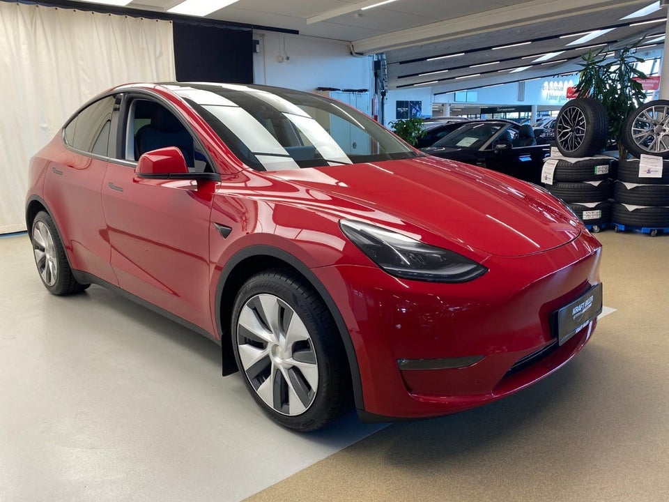 Tesla Model Y Long Range AWD 5d