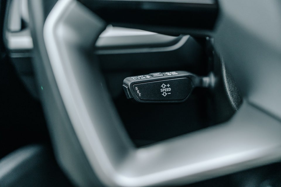 Audi Q4 e-tron 40 Advanced 5d