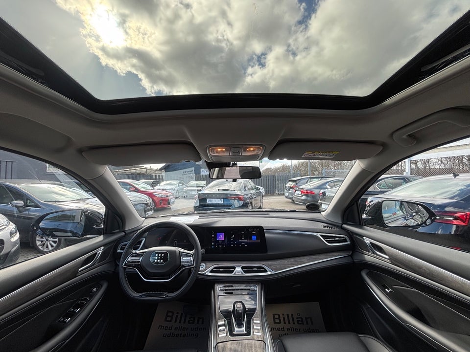 Navor E5 1,5 PHEV Rock 5d