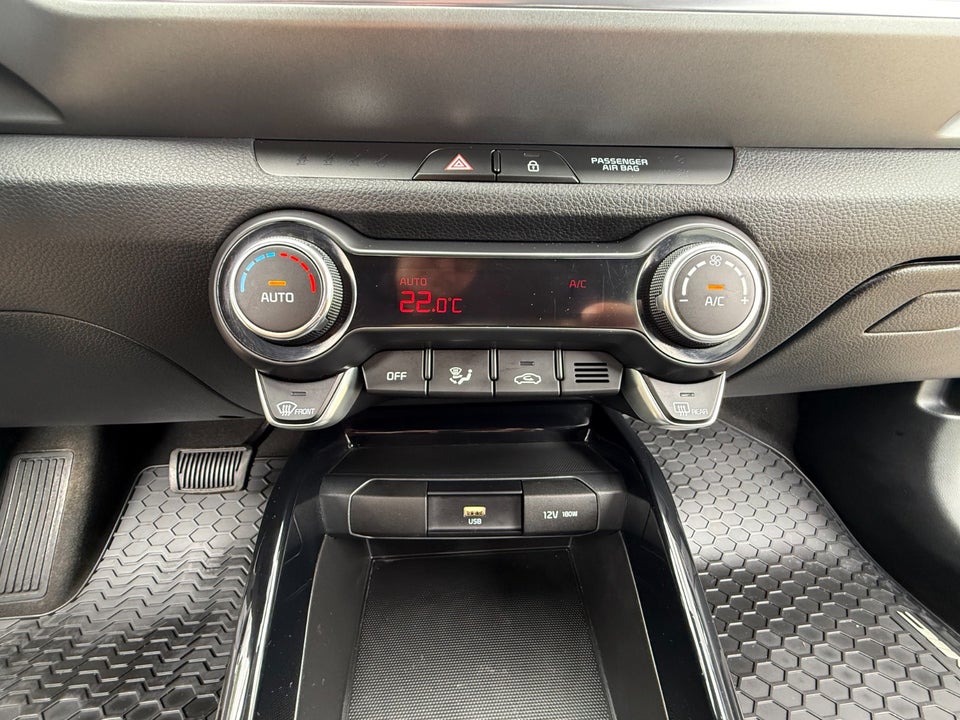 Kia Stonic 1,0 T-GDi mHEV Prestige Upgrade DCT 5d