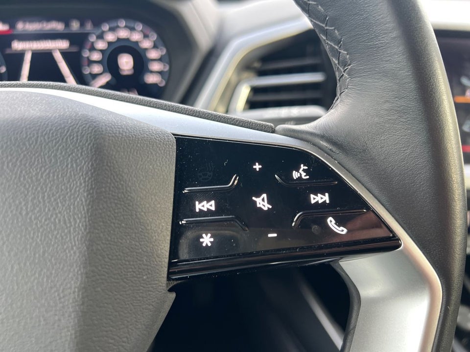 Audi Q4 e-tron 45 Progress 5d