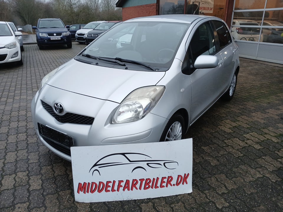 Toyota Yaris 1,3 T2 5d