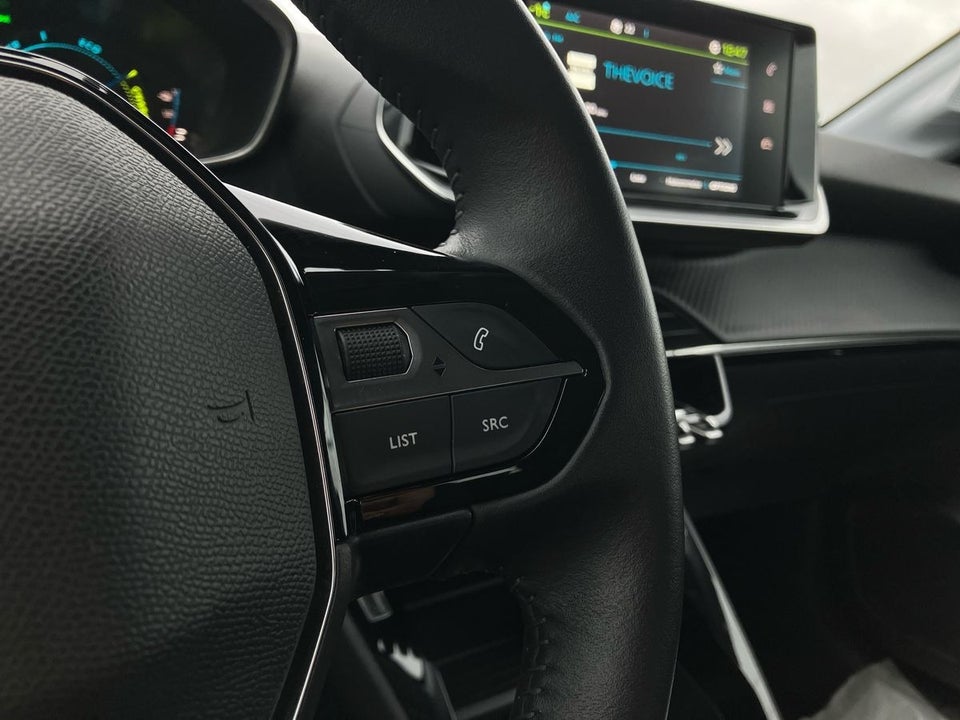 Peugeot e-208 50 Active Pack 5d