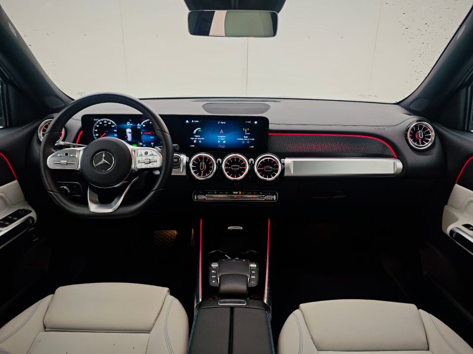 Mercedes EQB300 AMG Line 4Matic 5d