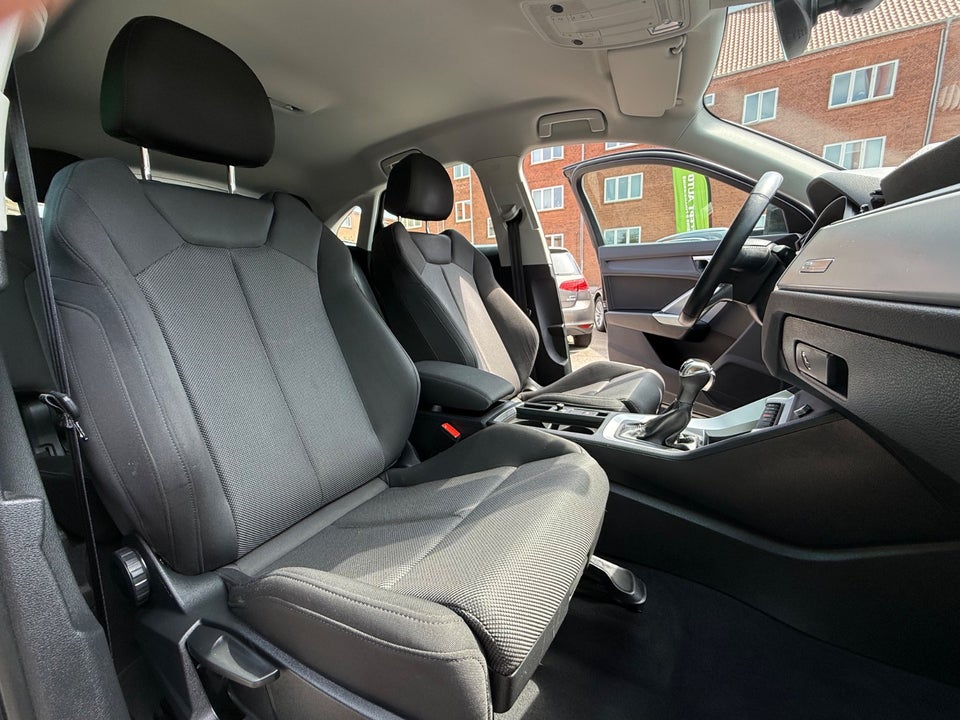 Audi Q3 35 TDi Prestige Sportback S-tr. 5d