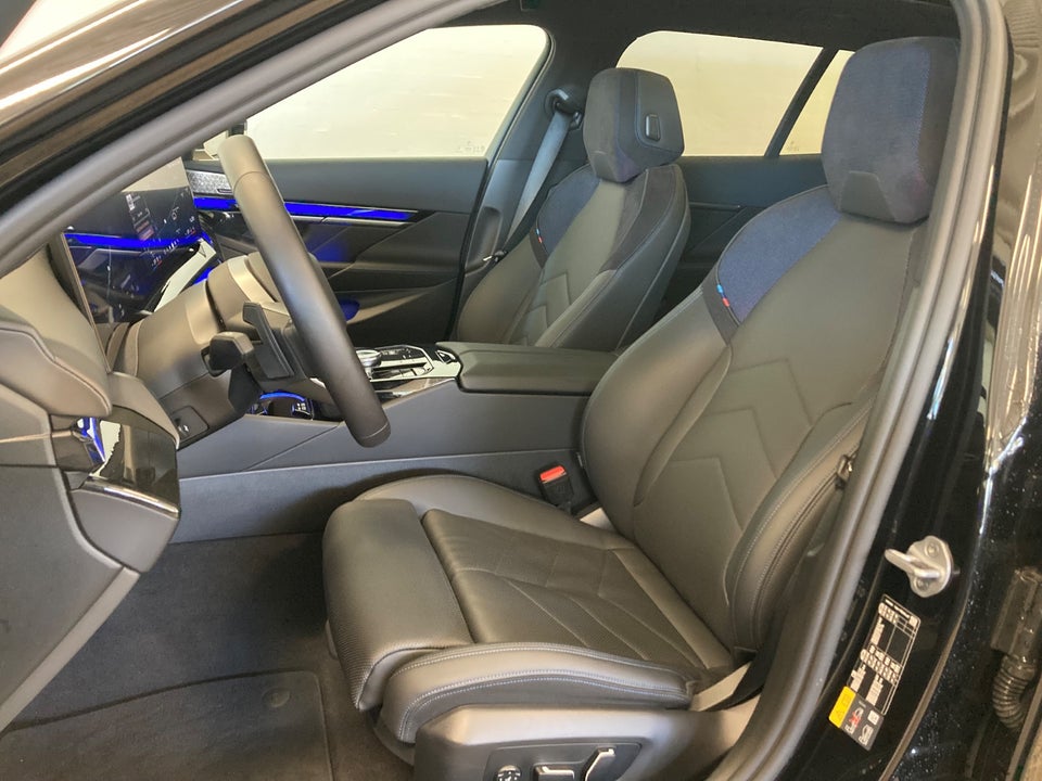 BMW i5 eDrive40 Touring Fully Charged M-Sport 5d