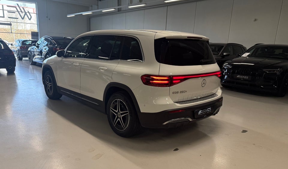 Mercedes EQB250+ AMG Advance 5d